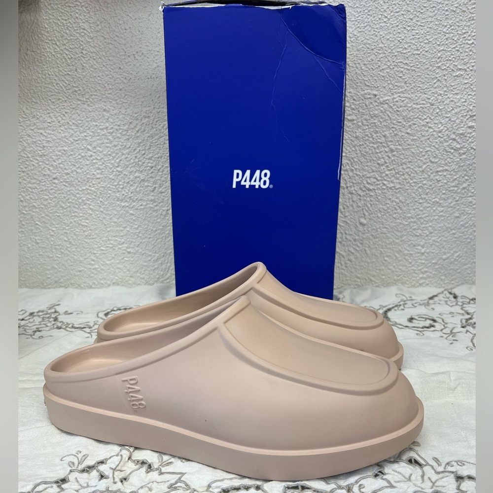 P448 Flo mules